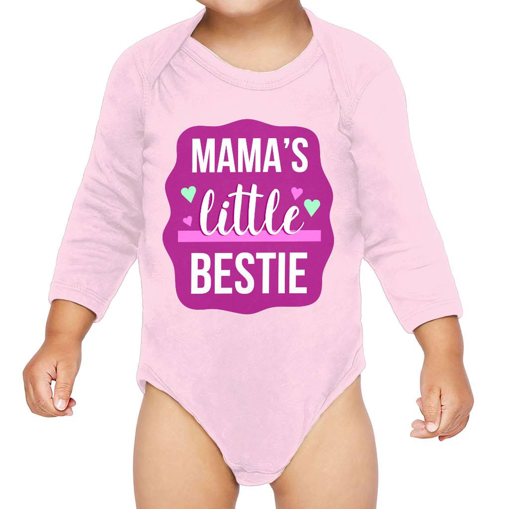 Mama’s Bestie Baby Long Sleeve Onesie – Trendy Baby Long Sleeve Bodysuit – Graphic Baby One-Piece Onesies Mama's Bestie Baby Long Sleeve Onesie - Trendy Baby Long Sleeve Bodysuit - Graphic Baby One-Piece Onesies Color : Mauve|Natural|Pink|White
